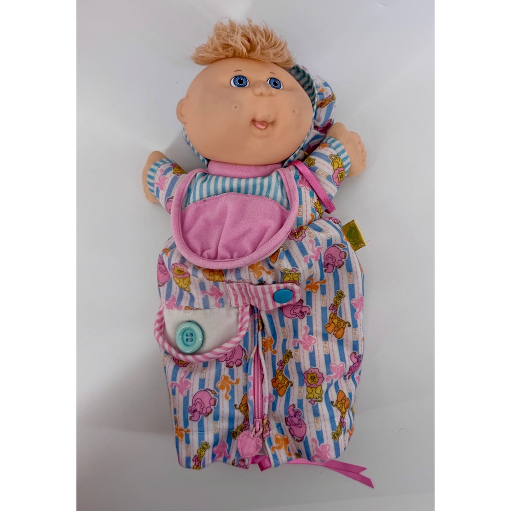 Vintage 1992 Cabbage Patch Kids Love N Care Baby Hasbro Blue Eye Doll 31860